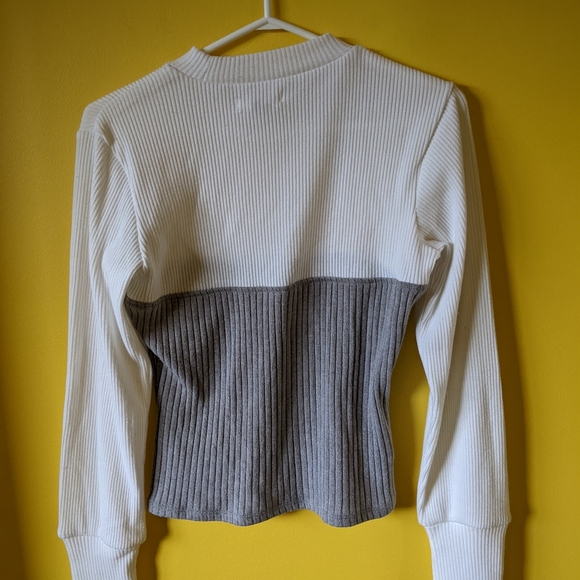 Top - Picture 4 of 5